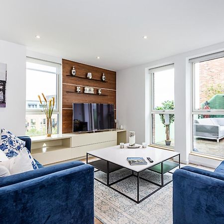 דירות Chiswick Park 3 Bed 3 Bath West London - Parking מראה חיצוני תמונה