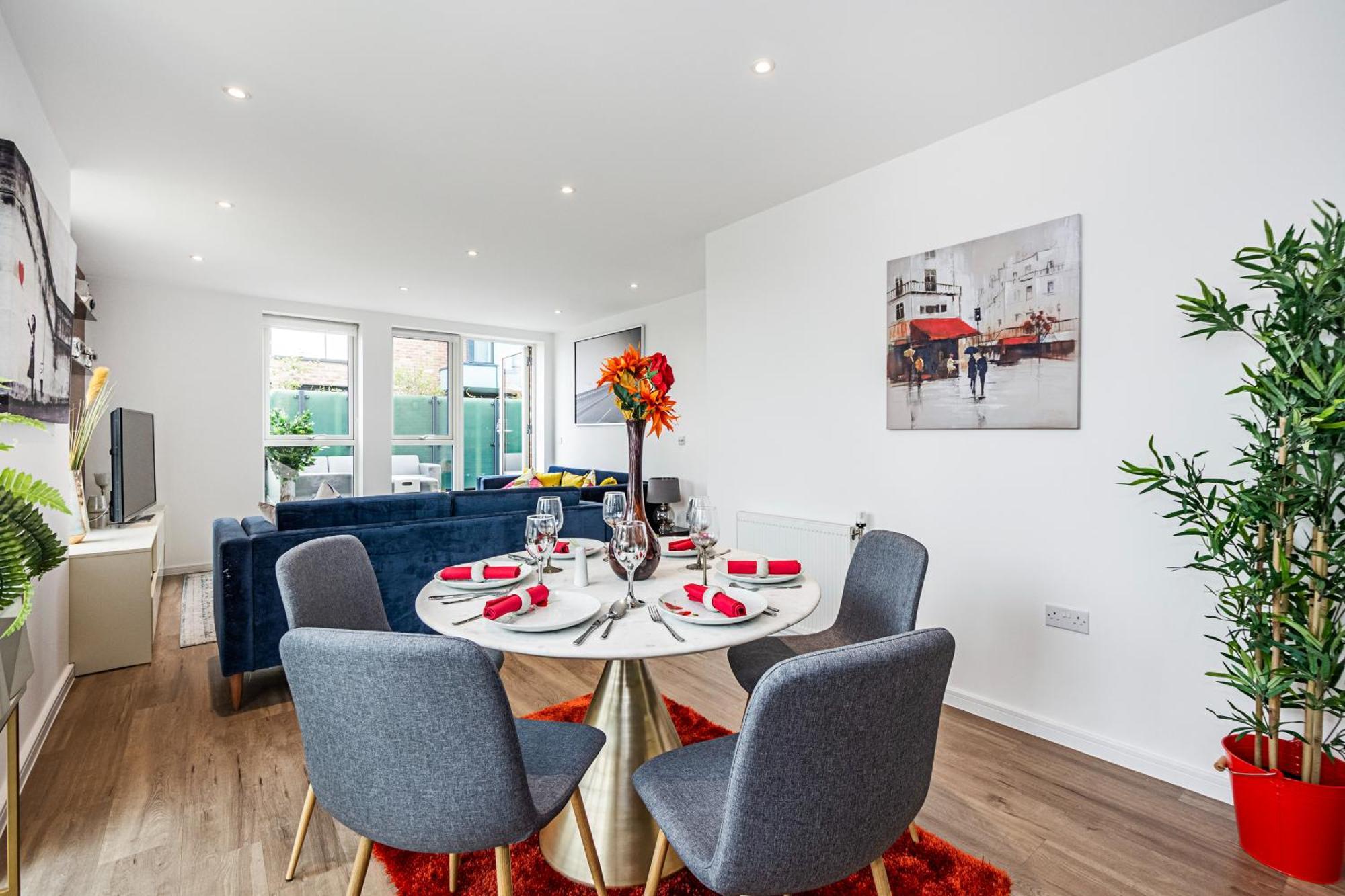 דירות Chiswick Park 3 Bed 3 Bath West London - Parking מראה חיצוני תמונה