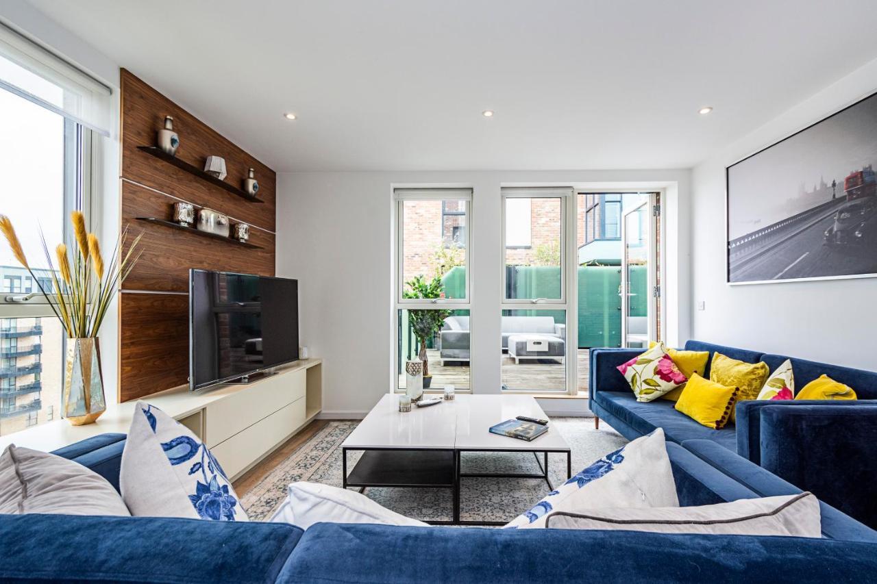 דירות Chiswick Park 3 Bed 3 Bath West London - Parking מראה חיצוני תמונה